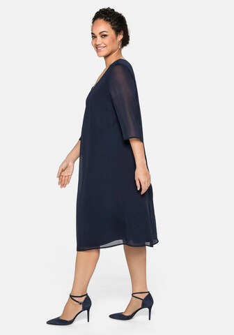 Rochie de cocktail de la SHEEGO pe albastru