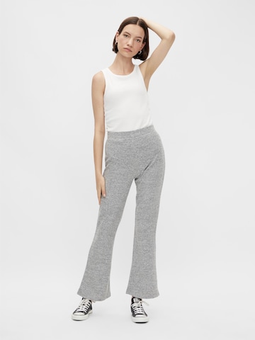 PIECES Flared Pants 'Pam' in Grey