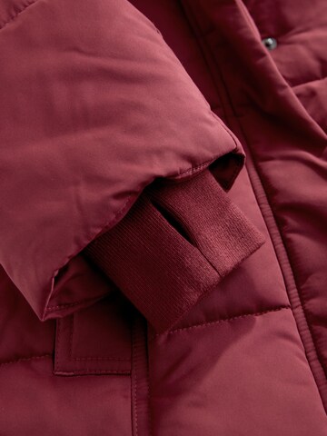 Next Coat in Red