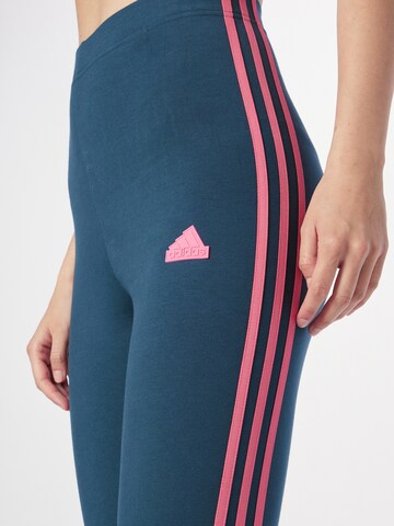 ADIDAS SPORTSWEAR - Skinny Calças de desporto 'Future Icons' em azul