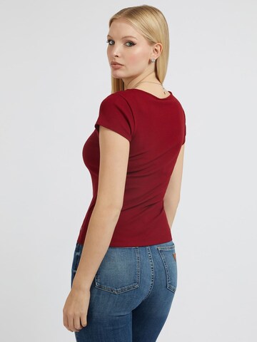 GUESS - Camiseta en rojo