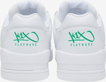 Sneaker bassa di K1X in bianco