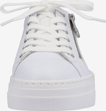 Baskets basses Rieker en blanc