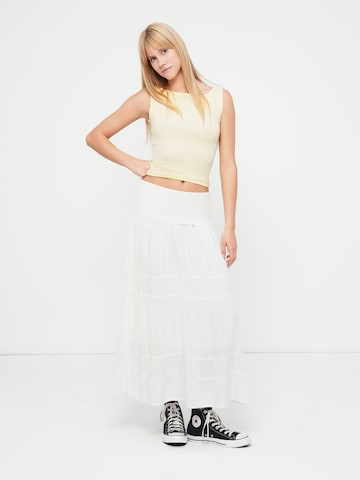 HOLLISTER - Saia em branco