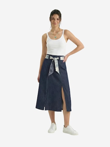 Gonna di Bianco Lucci in blu: frontale