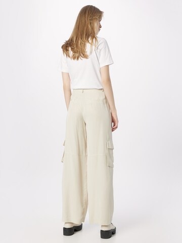 Wide leg Pantaloni cu buzunare de la minus pe gri