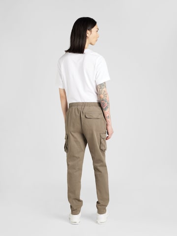 Slimfit Pantaloni cargo di AÉROPOSTALE in verde