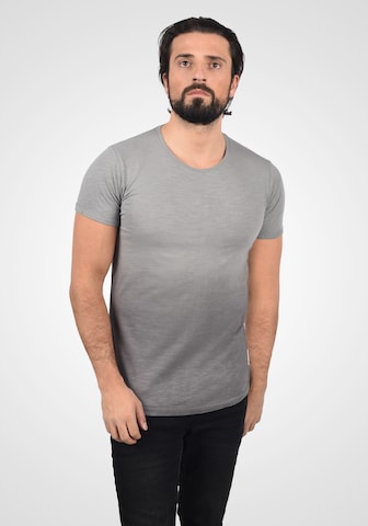 !Solid T-Shirt 'Divino' in Grau: predná strana