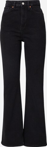 Monki Regular Jeans in Zwart: voorkant