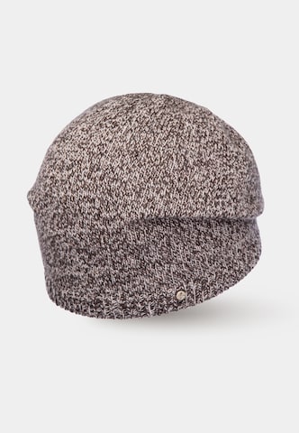 Canoe Beanie in Brown: front