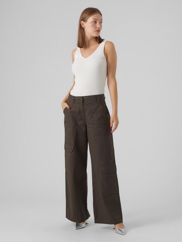 VERO MODA Wide Leg Hose 'JOSIE' in Grün