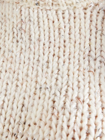 ONLY Carmakoma - Jersey 'CARWinter' en beige