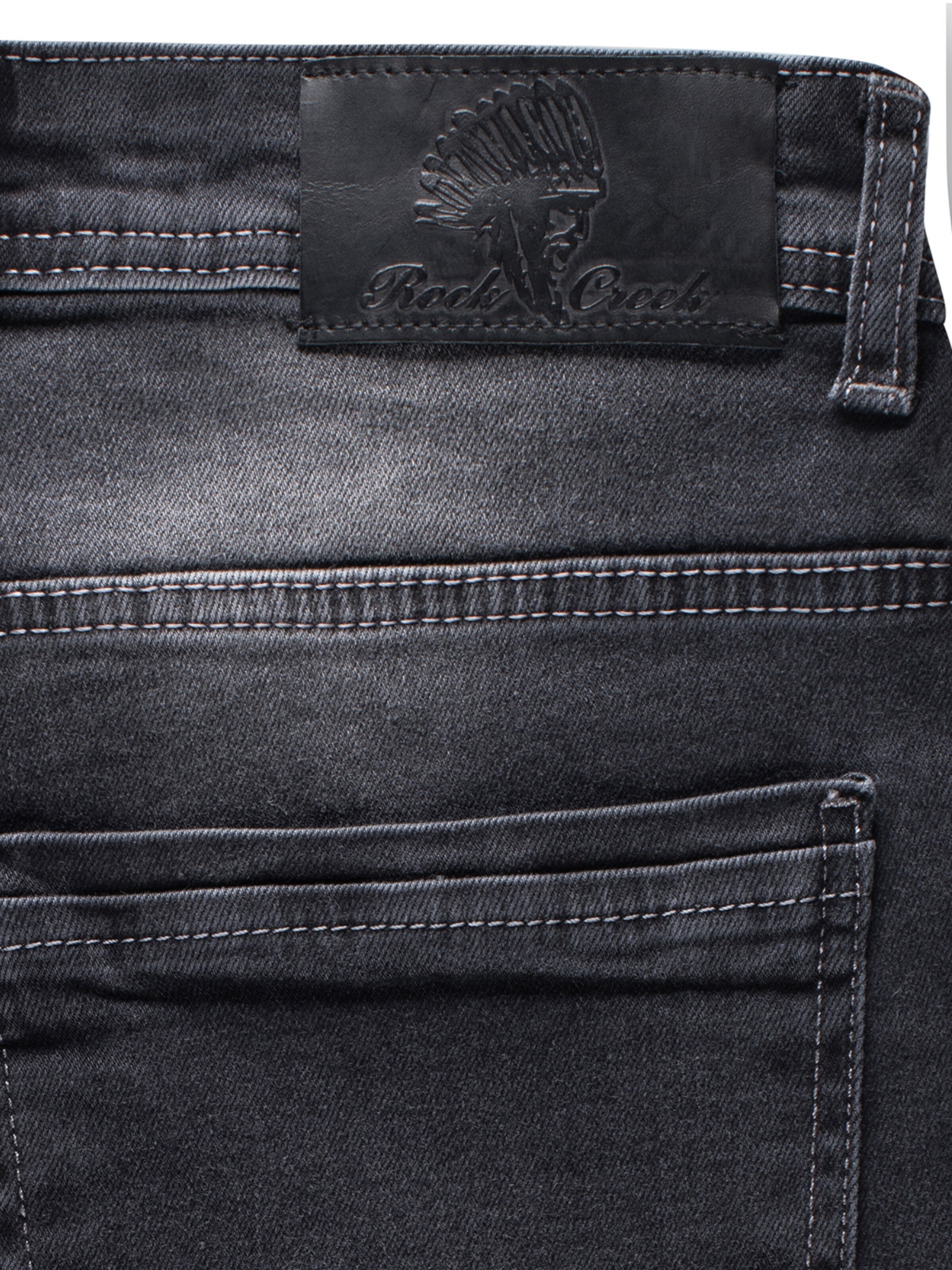 Rock Creek Tapered Jeans in Grau