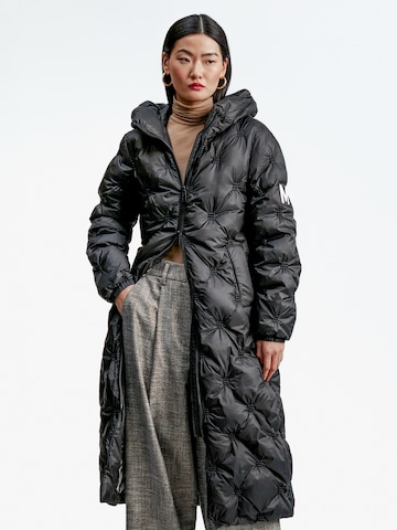 Lola Casademunt Winter coat in Black: front