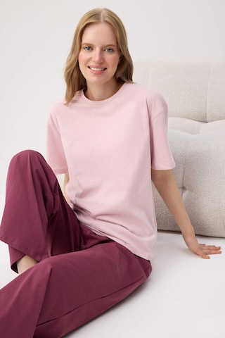 Trendyol - Pijama en rosa