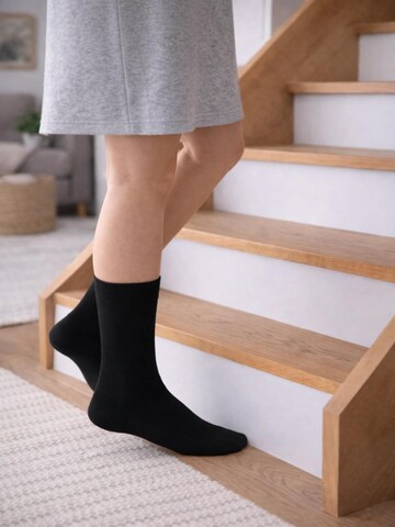NERS Socken 'KAUMA'‌‌‌‌‌‌ in Schwarz