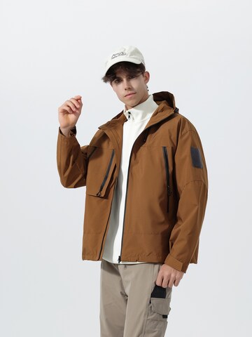 Youthup Outdoor jacket in Brown