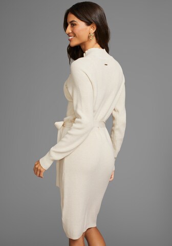 LAURA SCOTT Knitted dress in Beige