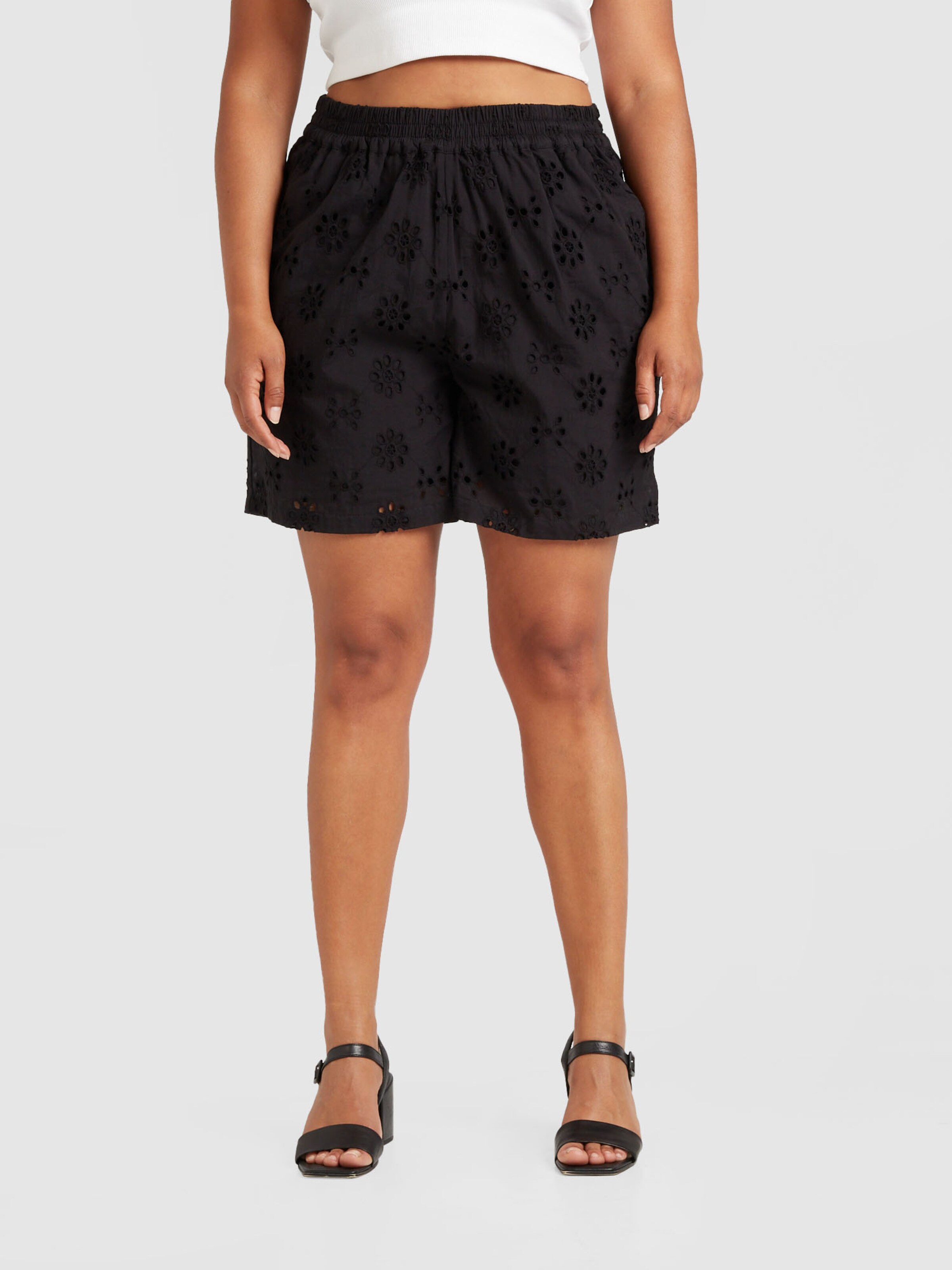 Shorts taglia curvy da donna online su ABOUT YOU