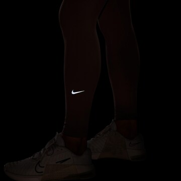 NIKE Skinny Workout Pants 'One' in Brown