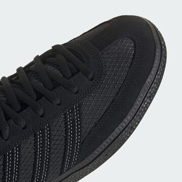 Baskets basses 'Handball Spezial' ADIDAS ORIGINALS en noir