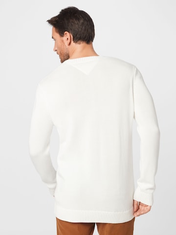 Tommy Jeans Sweter 'Essential' w kolorze biały