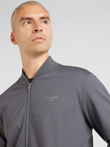 GUESS Sweatjacke in Grau
