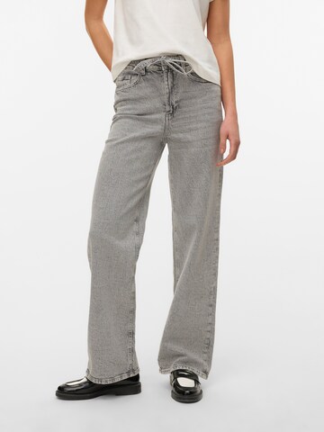 VERO MODA Regular Jeans 'VMTESSA' in Grey: front