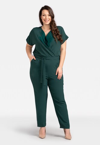 Karko Jumpsuit ' FARIDA ' in Groen: voorkant