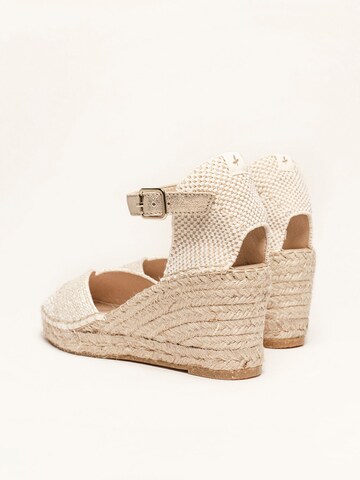 Sandalo con cinturino 'Alpargata Cuña 7 cm' di Alhamas in beige