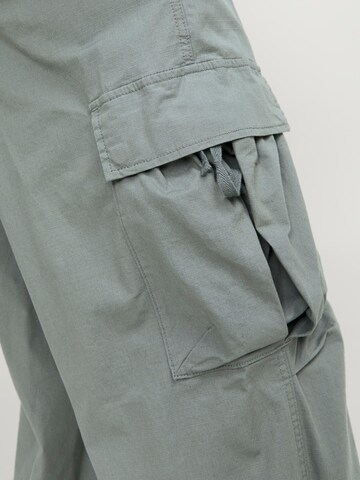 Wide leg Pantaloni cargo 'Zayn' di JACK & JONES in verde