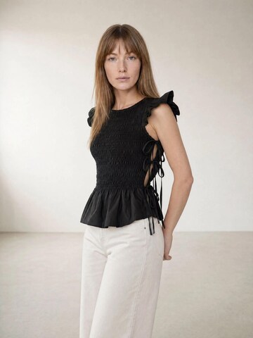 ARMIE Top 'The Emma Smock Top' – černá