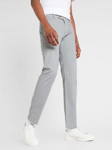 Slimfit Pantaloni chino di bugatti in grigio: frontale