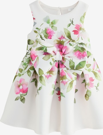 Next Mekko värissä valkoinen: etupuoli