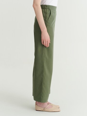 TATUUM Wide leg Trousers in Green