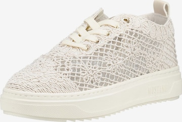 Baskets basses MUSTANG en beige : devant