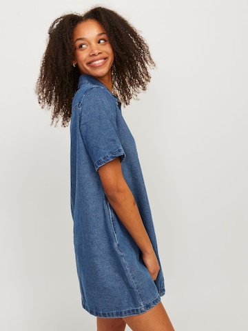 Robe-chemise 'AMARA' JJXX en bleu