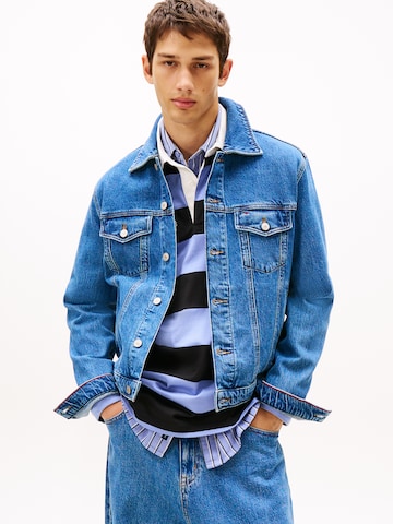 Tommy Jeans Átmeneti dzseki 'RYAN' - kék: elől