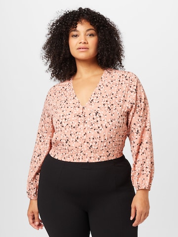 ABOUT YOU Curvy Blouse 'Rika' in Roze: voorkant