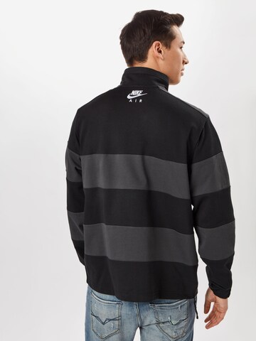 Nike Sportswear Sweatshirt in Schwarz