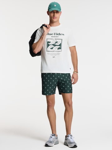 Tricou 'Liam' de la Shiwi pe alb