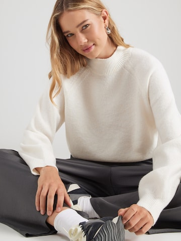 VERO MODA Sweater 'VMLEAF' in Beige: front