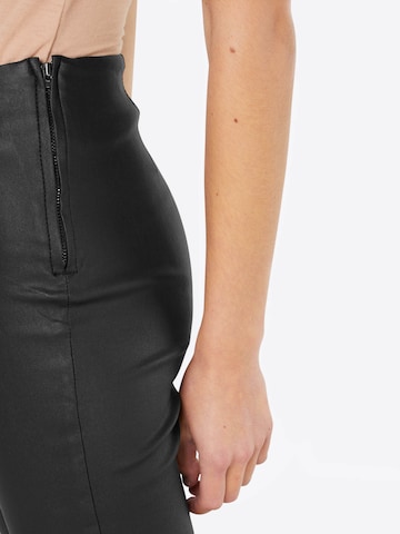 PIECES - Skinny Leggings en negro