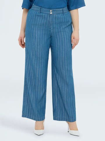 Fiorella Rubino Regular Jeans in Blue