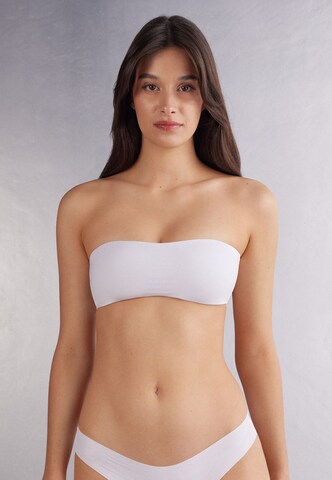 INTIMISSIMI Bandeau Bra in White: front