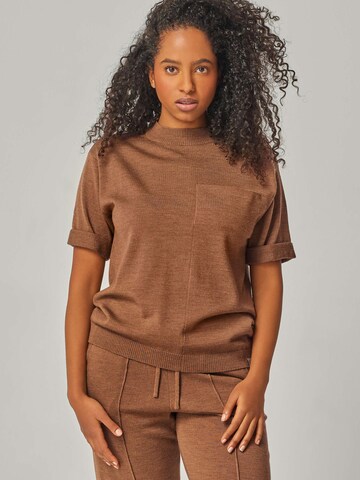 YOU LOOK PERFECT Shirt 'Elfie' in Braun
