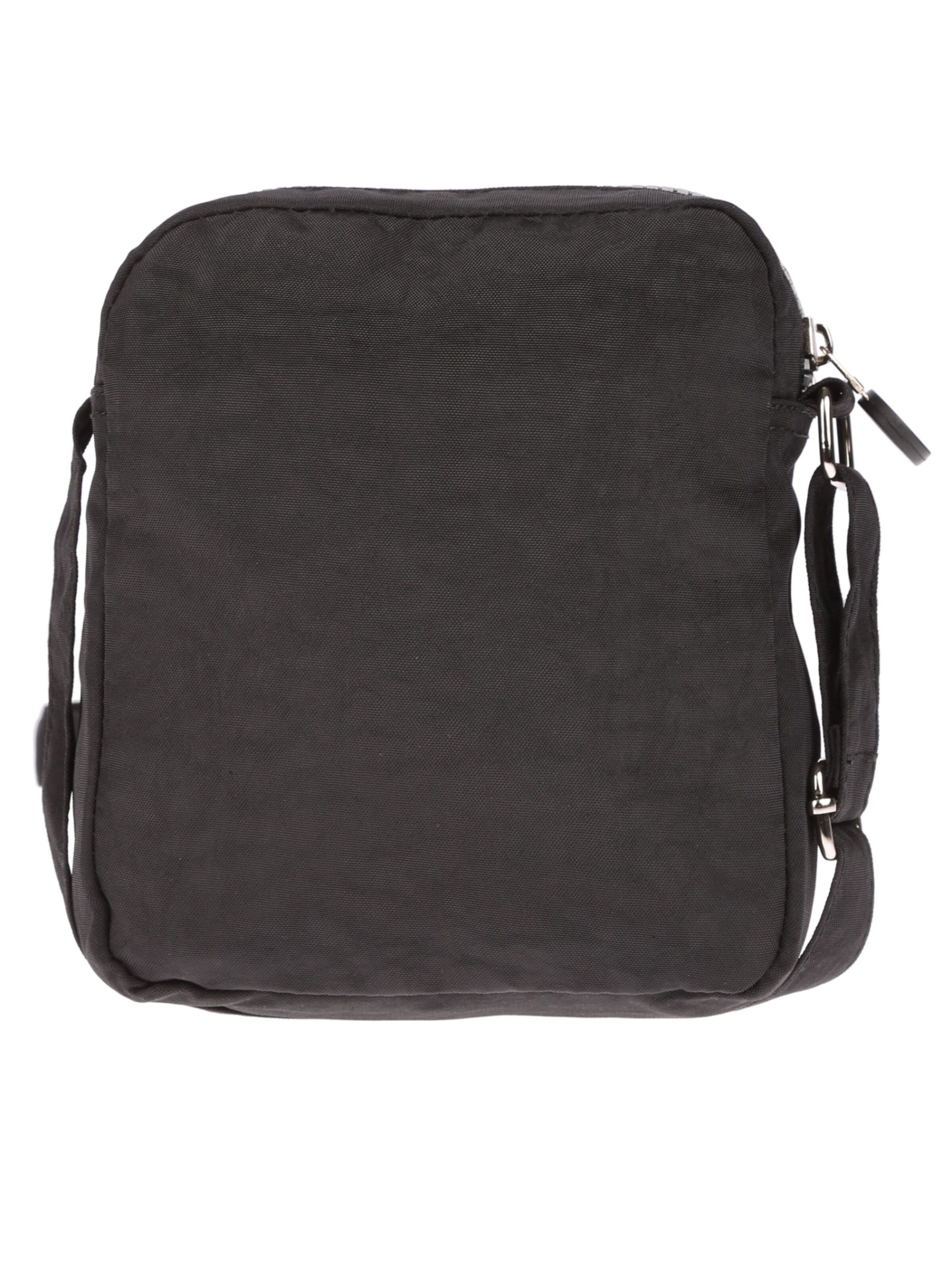 Christian Wippermann Crossbody Bag in Black