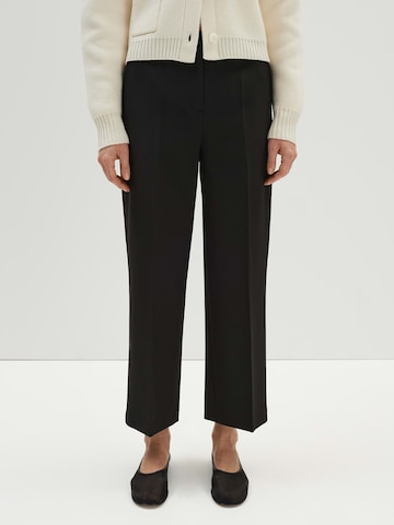 Someday Regular Pleated Pants 'Cisilia' in Black: front