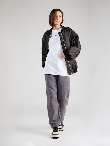 Nike Sportswear Shirt in Wit