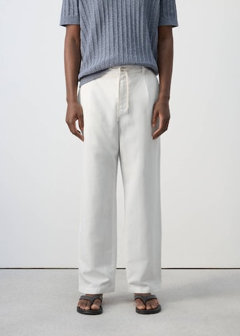 MANGO MAN Regular Pleat-Front Pants 'Sants' in White: front